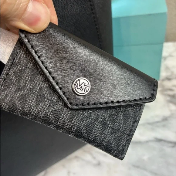 Michael Kors Vincent Large Saffiano Leather Tote Bag With Card Case - Picture 6 of 7